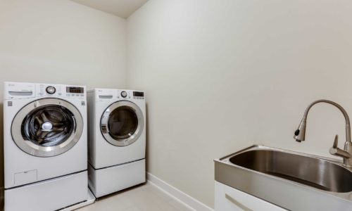 24-Ballantine-Laundry