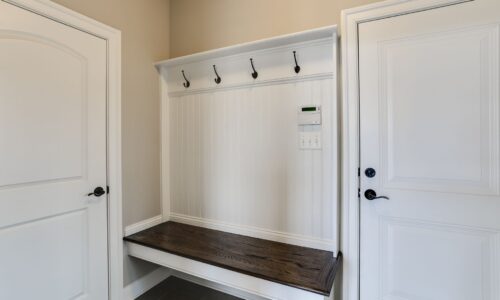 16 Mudroom