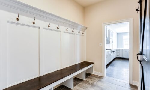 23 Cherry Grove Mudroom 1