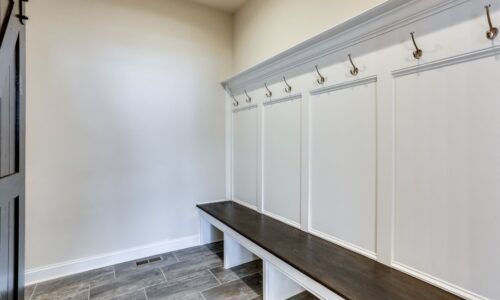 25 Cherry Grove Mudroom 3