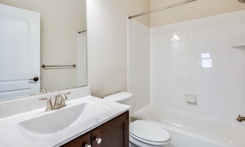 26 Lorimar Bath